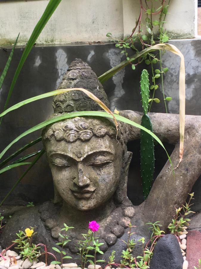 Nadialit Daire Seminyak Dış mekan fotoğraf